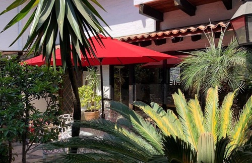 Agua Fria Apartment | Hostal el Palomar: For couples in Valle de Bravo