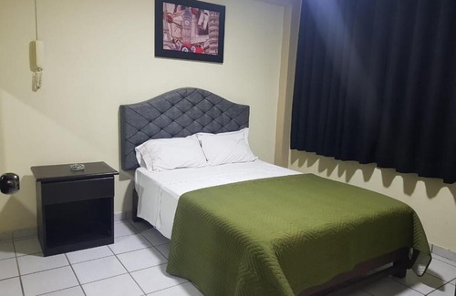 San Martin de Porres House | Hostal Lima Norte
