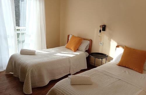 Lugo House | Hostal Pensión Mar de Plata