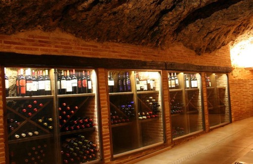 Ona House | Hostal Restaurante La Muralla