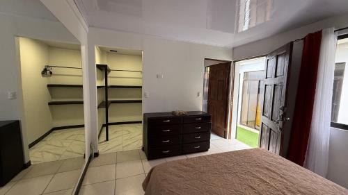 La Guaria House | Hostalito F&F