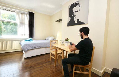 Brondesbury Hostel | Hostel ∙ 8 guests