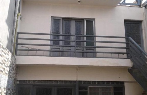 Jandira House | Hostel central Jandira