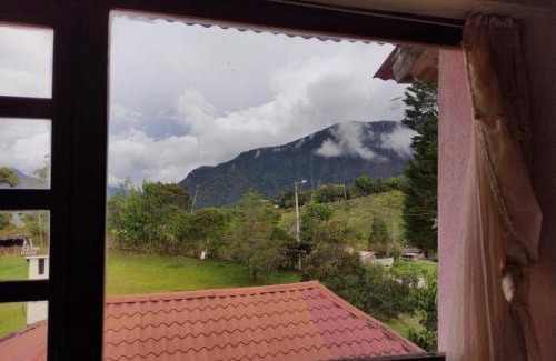 Banos de Agua Santa Hotel | Hostería Las Orquídeas