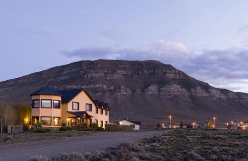 Macrozona Meseta Cerro Calafate Hotel | Hosteria Roblesur