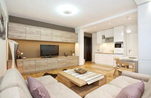 Skadarlija Apartment | HostGost Selected Suites - Skadarlija Square