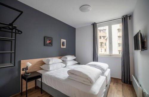 Stari Grad Apartment | HostGost Selected Suites - Botanical Garden