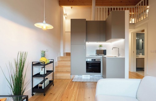 Guimaraes Apartment | HostWise - Lovely Flat w/Mezzanine