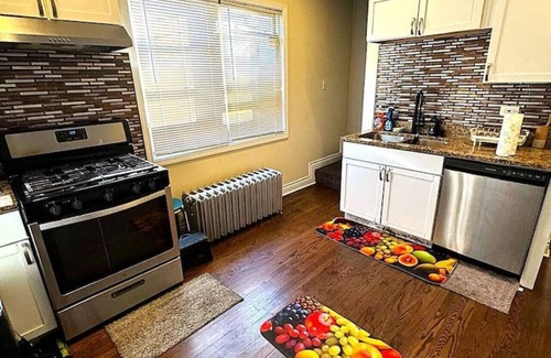 Roseland House | Hot Tub | 4 bedrooms | Pool Table