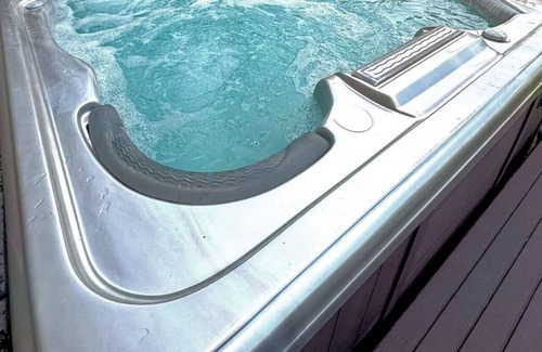 Roseland House | Hot Tub | 4 bedrooms | Pool Table