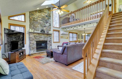 Gouldsboro House | Hot Tub and Game Room Cozy Big Bass Lake Home!