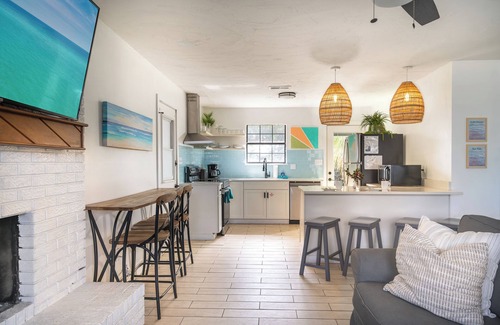 El Centro Beach House | Hot Tub, Fire Pit, King Bed! Easy Walk to Beach! Pets Allowed