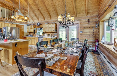 Crellin Cabin | Hot Tub, Game Room & Fall Views: Deep Creek Cabin