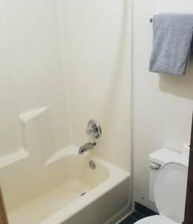 Stillwater Apartment | Hotel 2 Queens Beds Hotel Room 127