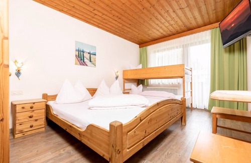 Strass im Zillertal Hotel | Hotel ∙ 3 guests