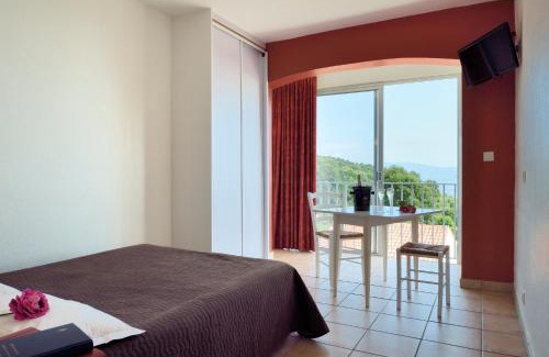 Alata Hotel | Hotel Alata