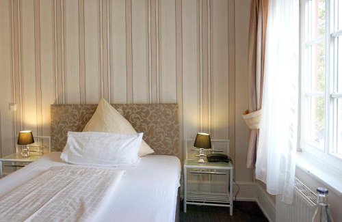 Biebrich Hotel | Hotel Am Schloss Biebrich