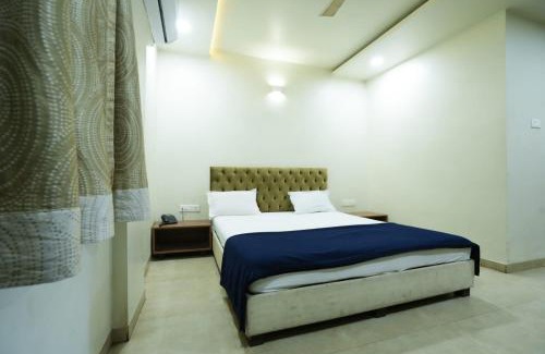 Kolhapur Hotel | Hotel Anand