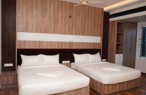 Thanjavur Hotel | HOTEL ANITHAPARTHIBAN