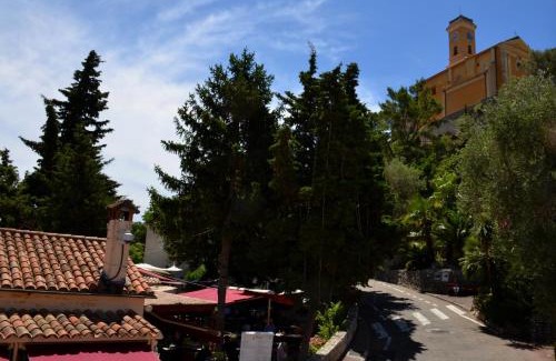Eze Hotel | Hotel Arc En Ciel