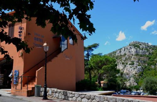 Eze Hotel | Hotel Arc En Ciel