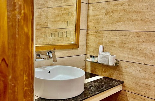 Dharamshala Hotel | Hotel Asian Plaza Mcleodganj