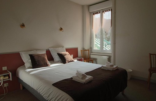 La Bourboule Hotel | Hotel Au Val Doré