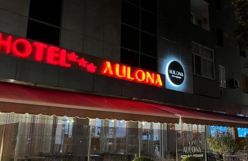 Mbrostar-Urë Hotel | Hotel Aulona