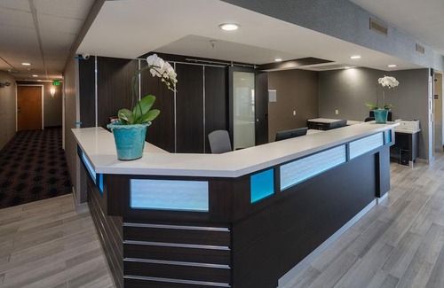 San Bruno Hotel | Hotel Aura SFO Airport