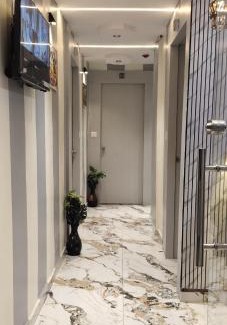 Mathura Hotel | Hotel B P Emerald, Mathura