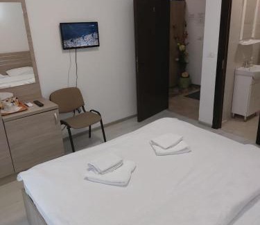 Sector 2 Apartment | Hotel Babilon