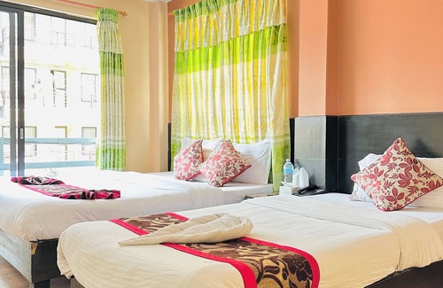 Pokhara Hotel | Hotel Bardan Pokhara