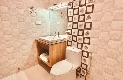 Sinamangal Hotel | Hotel Bayberry Kathmandu - Near Tribhuvan International Airport