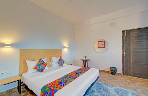 SR Nagar House | Hotel Big Joint Deluxe Room