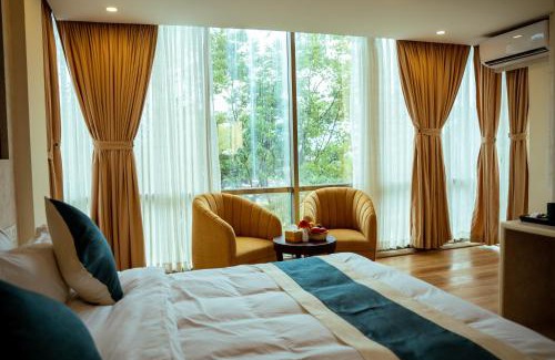 Madhyapur Thimi Hotel | Hotel Black Diamond - Transit Point Inside Airport