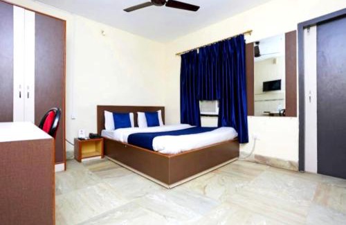Bhubaneshwar Apartment | Hotel Blue Moon Near Railway Station With Comfortable Stay