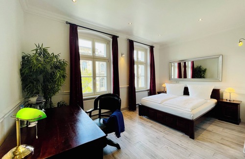 Mitte Hotel | Hotel & Boardinghouse Garden Living