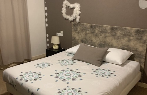 Geilles Hotel | Hotel bon accueil