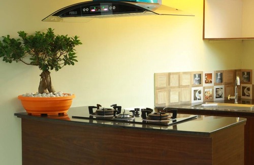 Kuppaayil Hotel | Hotel Brahmaputhra