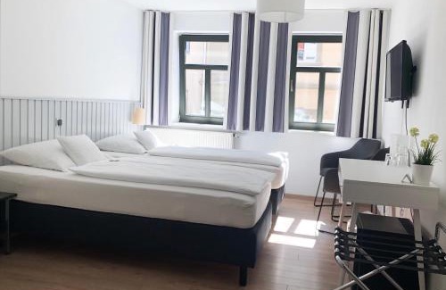 Bad Neustadt an der Saale Hotel | Hotel Café Rhönperle