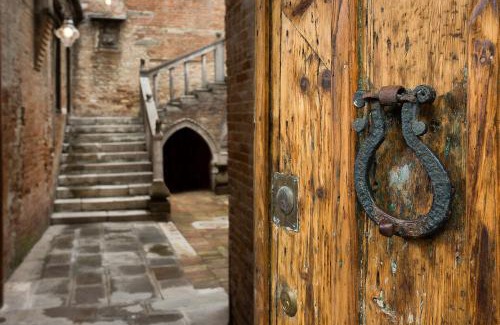 Dorsoduro Hotel | Hotel Ca' Nobile Corner