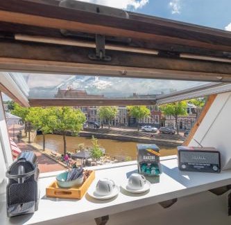 Dokkum Hotel | Hotel Café Restaurant 't Raedhûs