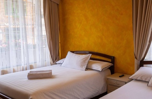 Banos de Agua Santa Hotel | Hotel Casa Agave