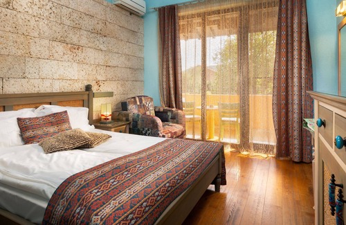 Oreshak Hotel | Hotel Casa Art