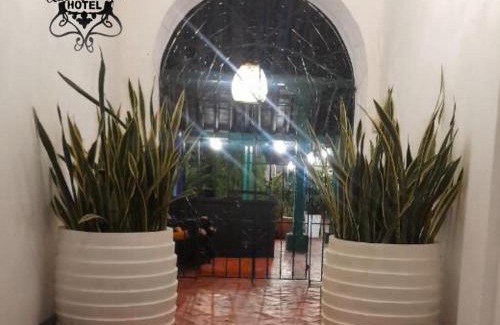 Santa Cruz de Mompox Hotel | HOTEL CASA VANIA MOMPOX, Centro histórico, Con Parqueadero en el Hotel