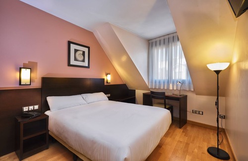 La Corredoria y Ventanielles Hotel | Hotel Castro Real