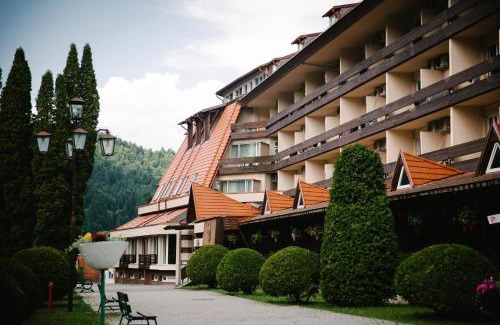 Baile Tusnad Hotel | Hotel Ciucas