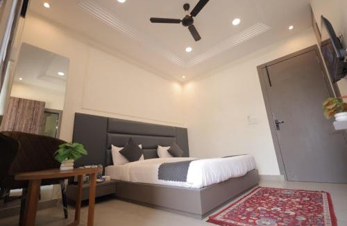 Taj Ganj Hotel | HOTEL CRESTA INN ,Agra