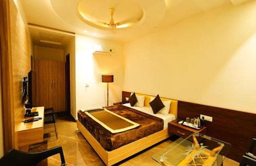 Bareilly Hotel | HOTEL Darbar-E-Khas Near Bypass Road - Providing Restaurant - Parking And Free Wi-fi Facility - A Luxurious Hotel In Bareily