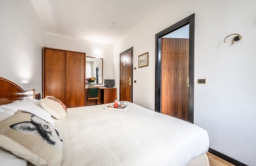 Buon Pastore-Sant'Agnese-San Damaso Hotel | Hotel Daunia